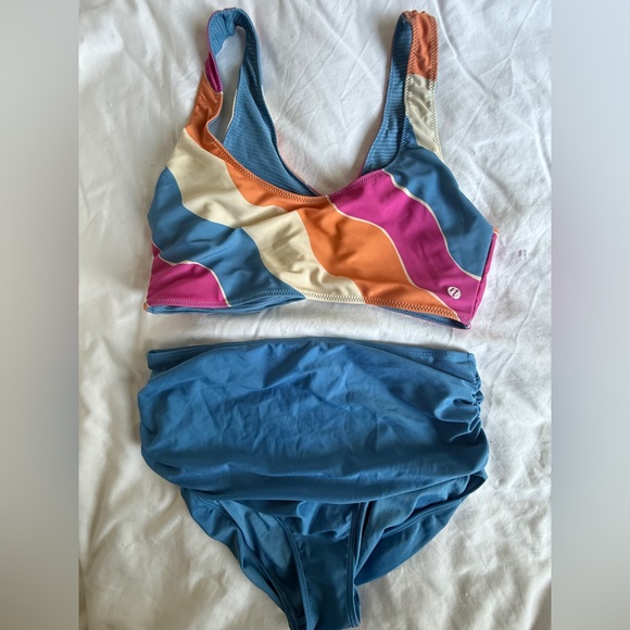 Reversible Bikini Set - Picture 4 of 7